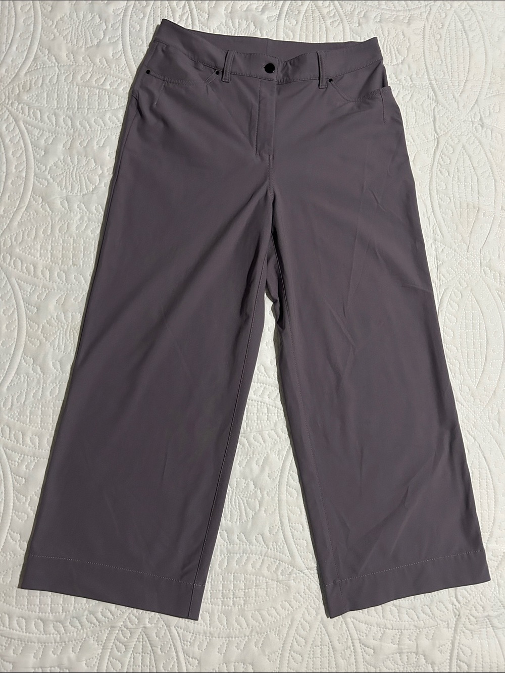 Lululemon City Sleek Wide Leg High Rise 7/8 length Pant - Dusty Lavender Sz: 30